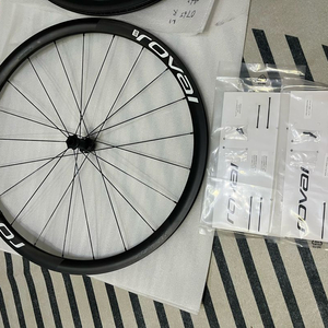 로발 알피니스트 clx2 카본디스크 클린쳐 휠셋 이미지