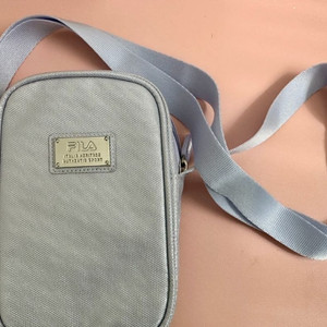 휠라키즈 미니크로스백