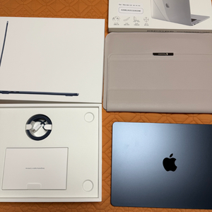 미사용 맥북에어m2 새제품 + 애플케어플러스 양도 가능