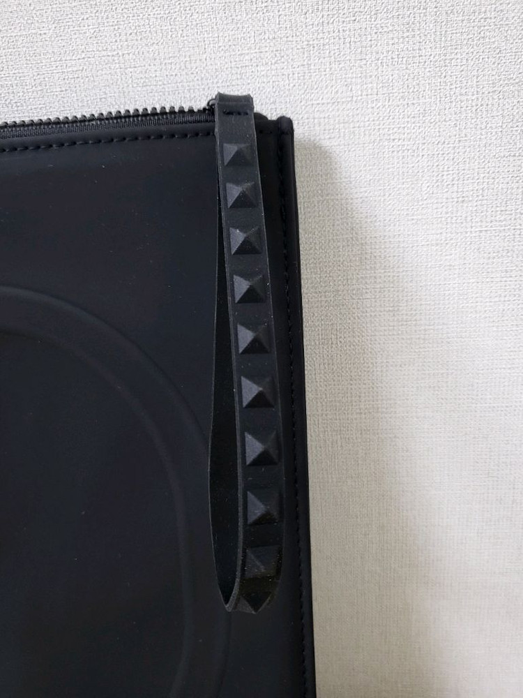 정품) 발렌티노 빅 블랙 파우치 (코스메틱)--1