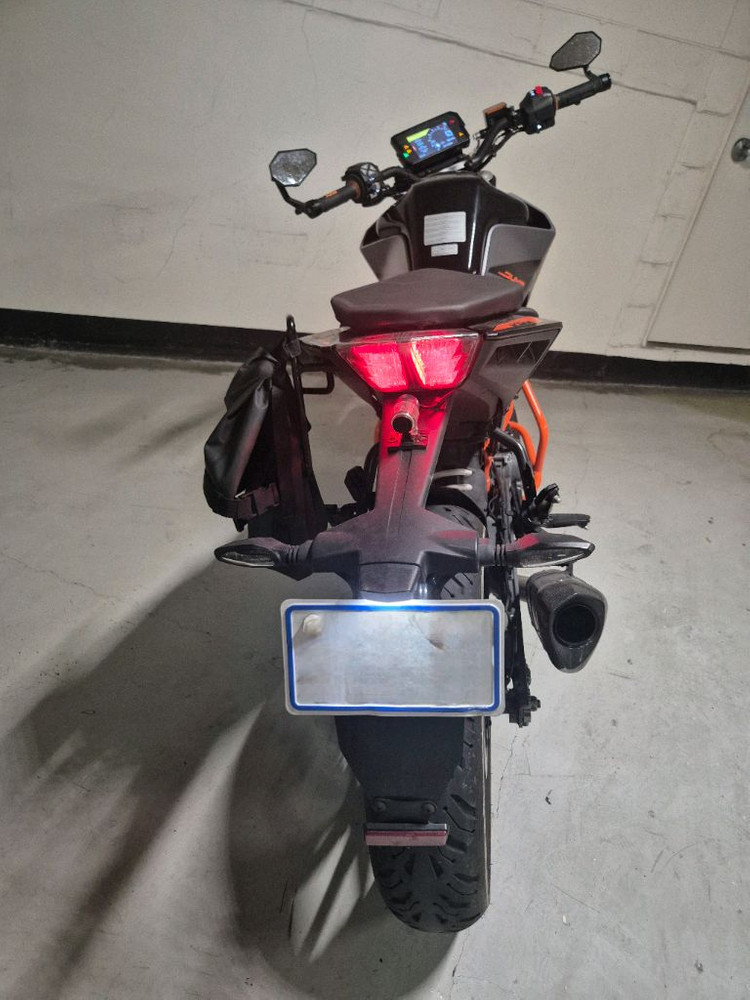 듀크 390(2021년식) 이미지