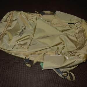 써미트 뉴카이만27 코요테 백팩