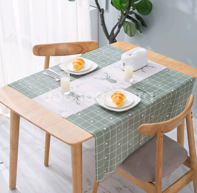 방수 식탁보 137*90cm 새상품 다용도--2