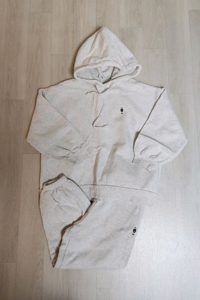 로이아동복 기모상하세트 오트밀 색상 2XL 팔아요--1