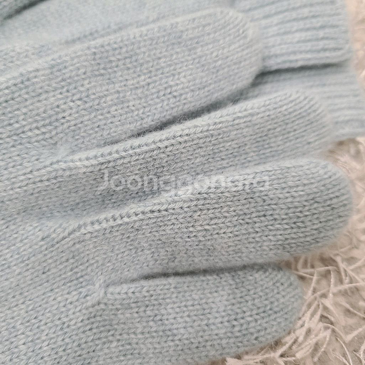 (새상품) 한섬 더캐시미어 홀가먼트 니트 장갑 워머 세트--2