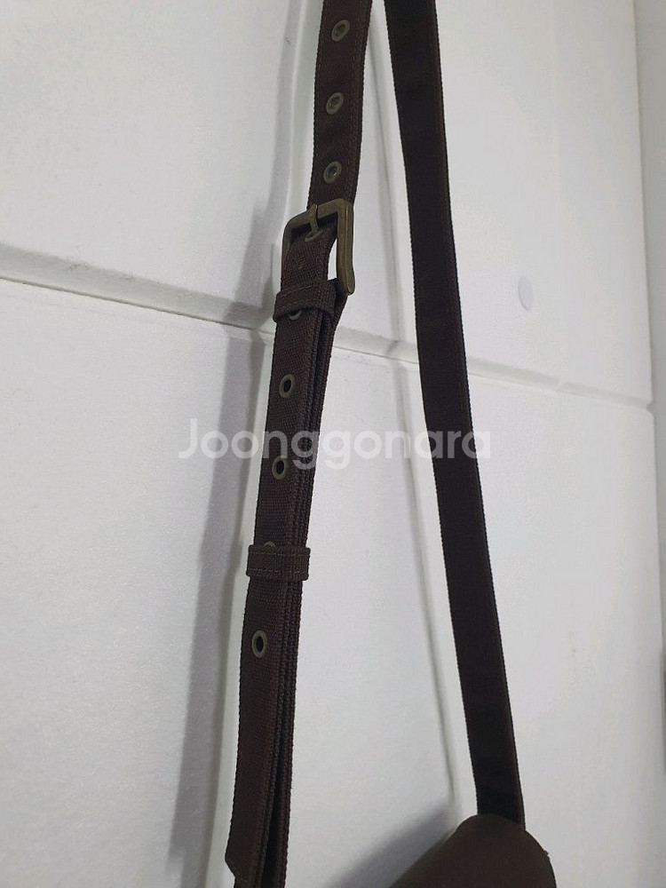 스튜디오톰보이 브라운 패브릭 미니 크로스백--2