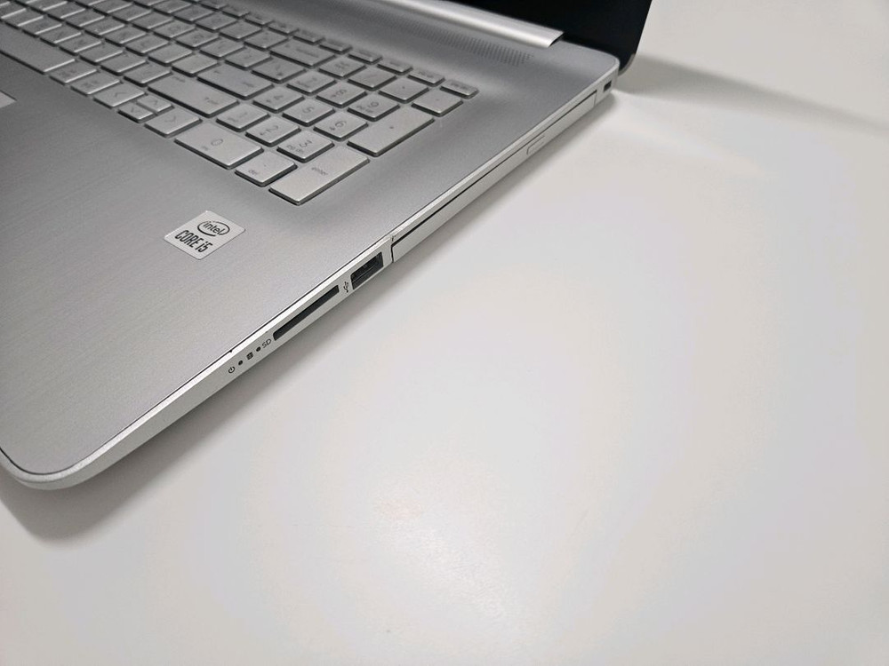 HP 노트북 17인치 !5 10세대/램8/SSD512--5