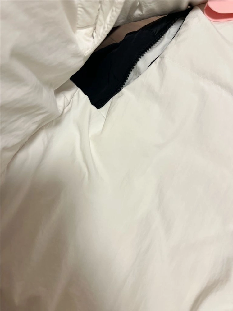 로아앤제인 구스다운 스노우7 리버서블(양면)패딩 팝니다 이미지