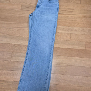 jw앤더슨 청바지 27사이즈