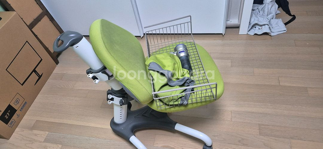 니스툴그로우 책상 및 책장--2