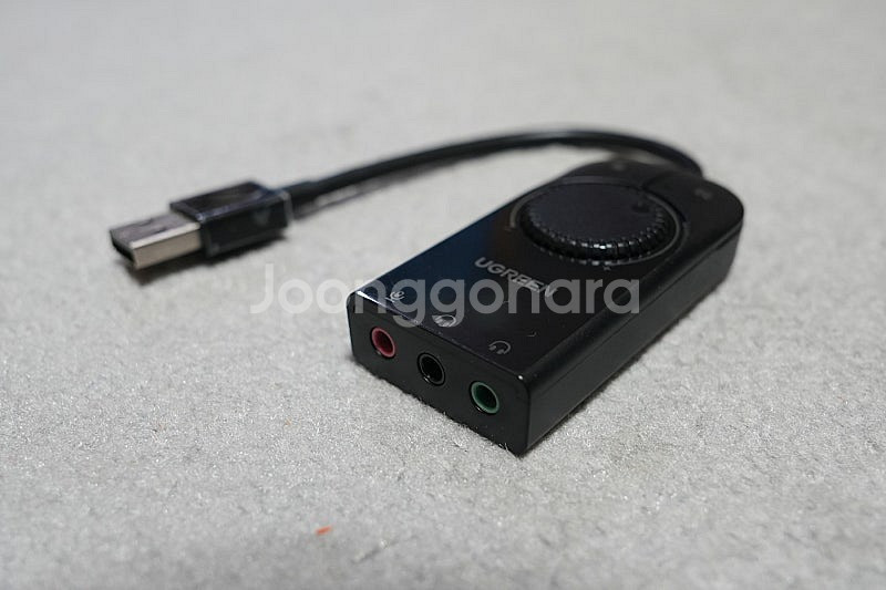 데스크탑 (노트북) 마이크 이어폰 분배기 1만원--3