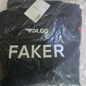 T1 페이커 유니폼 미개봉 새제품들 팝니다. 이미지