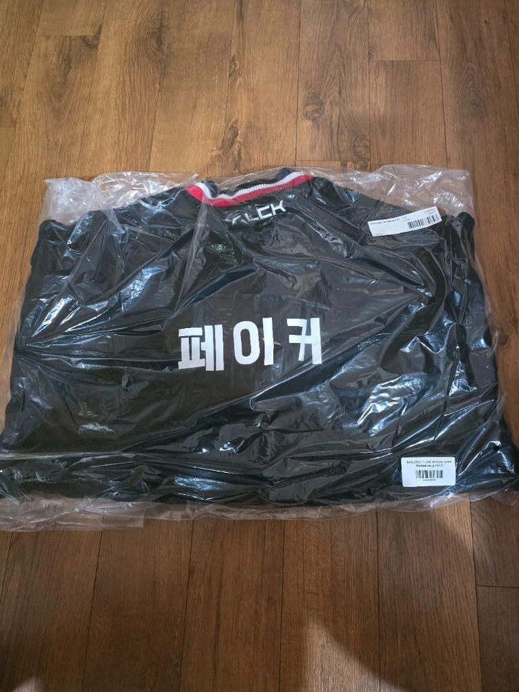 T1 페이커 유니폼 미개봉 새제품들 팝니다. 이미지