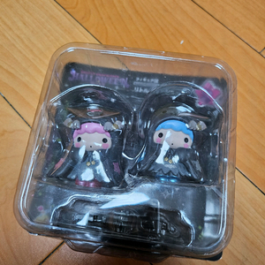 산리오 할로윈 쿠지 키키라라 피규어