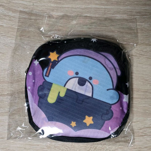 픽셀리 잠뜰 은화수 잡화점 파우치 폴딩 장바구니 10주년 팝업 팝업스토어 각별 공룡 수현 라더 덕개 이미지