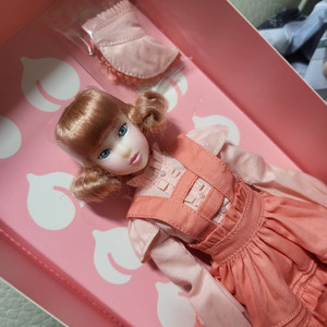 인형-모모꼬(미개봉 상태최상)