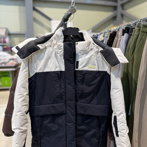 네파 키즈 패딩 150 사이즈 (새상품)