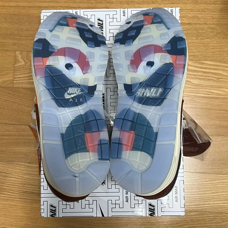 나이키 카시나 에어맥스 1 원앙 오렌지 275 사이즈 새제품 팝니다. NIKE 스니커즈 운동화 DQ8475-80 이미지
