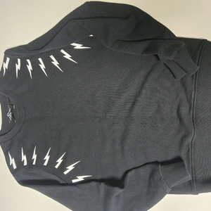 닐바렛 번개 맨투맨 10A