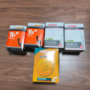 자전거 튜브 세트 kenda 및 cst