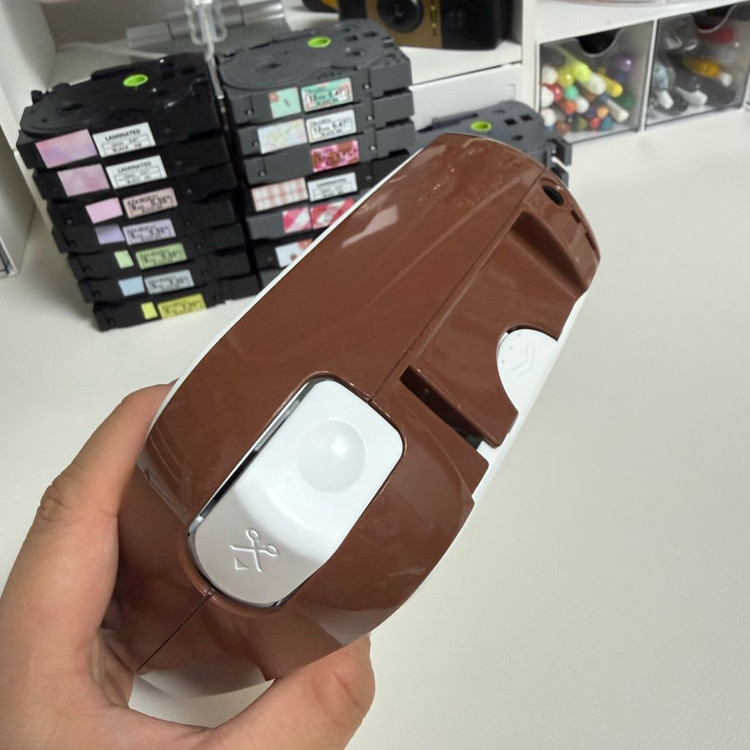 브라더 라인프렌즈 라벨프린터 라벨기(PT-D200LB)--4