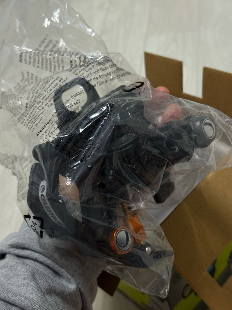 셀레스트론 NexYZ 어포컬 스마트폰 어댑터--1