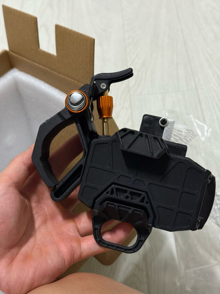 셀레스트론 NexYZ 어포컬 스마트폰 어댑터--3