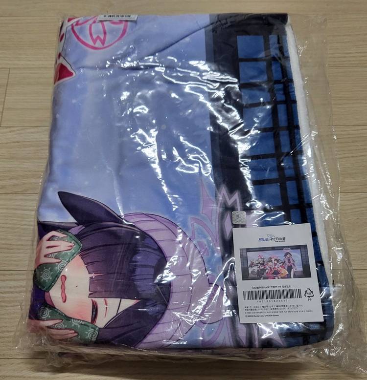 [미개봉] 블루아카이브 AGF 2023 망토 담요 이미지