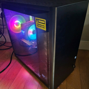 게이밍 컴퓨터 데스크탑 pc