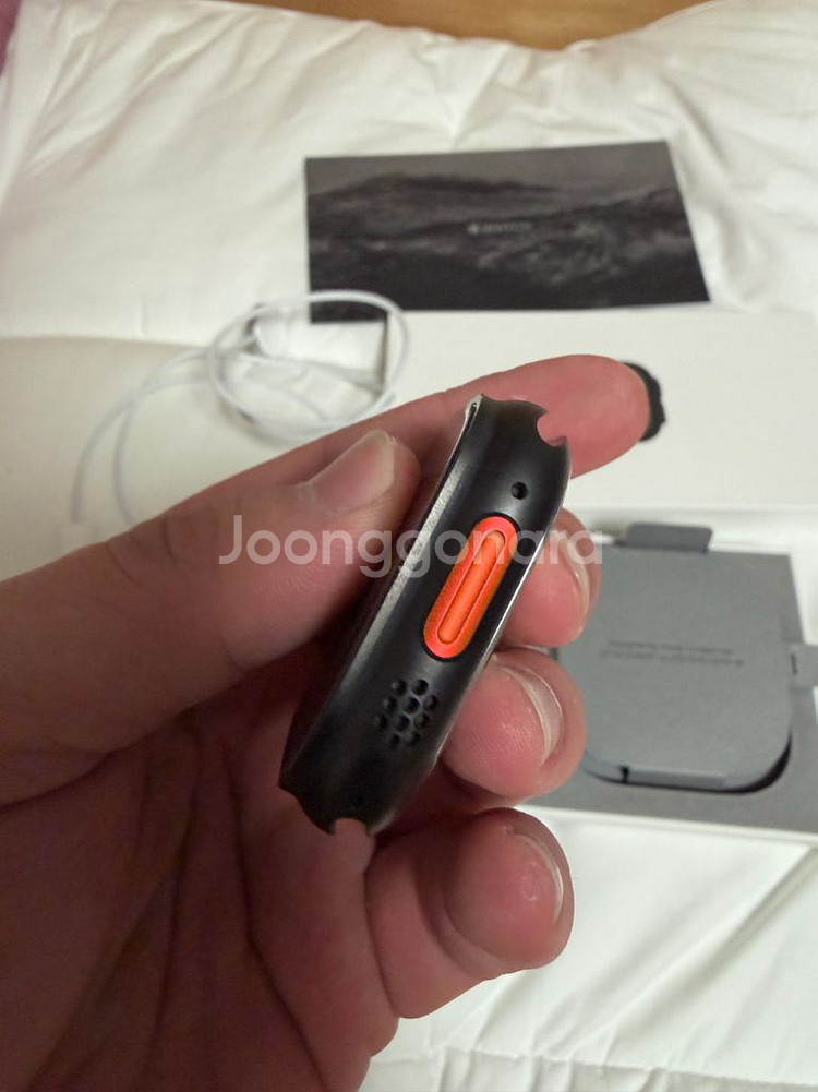 애플워치 울트라2 49mm 셀룰러 블랙티타늄--3