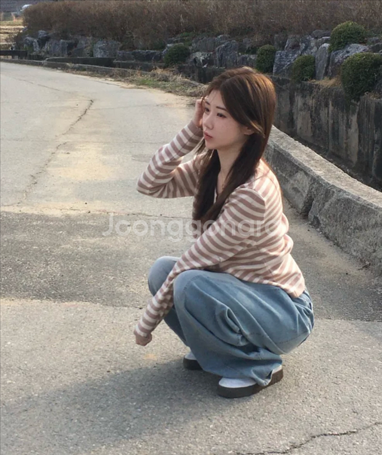 요이요 보들 스트라이프 단가라 헨리 버튼 니트 긴팔 티셔츠 에이블리--3