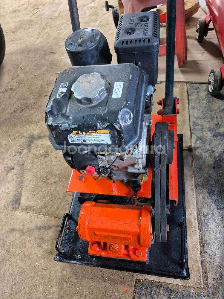 콤팩터 땅다짐기--0