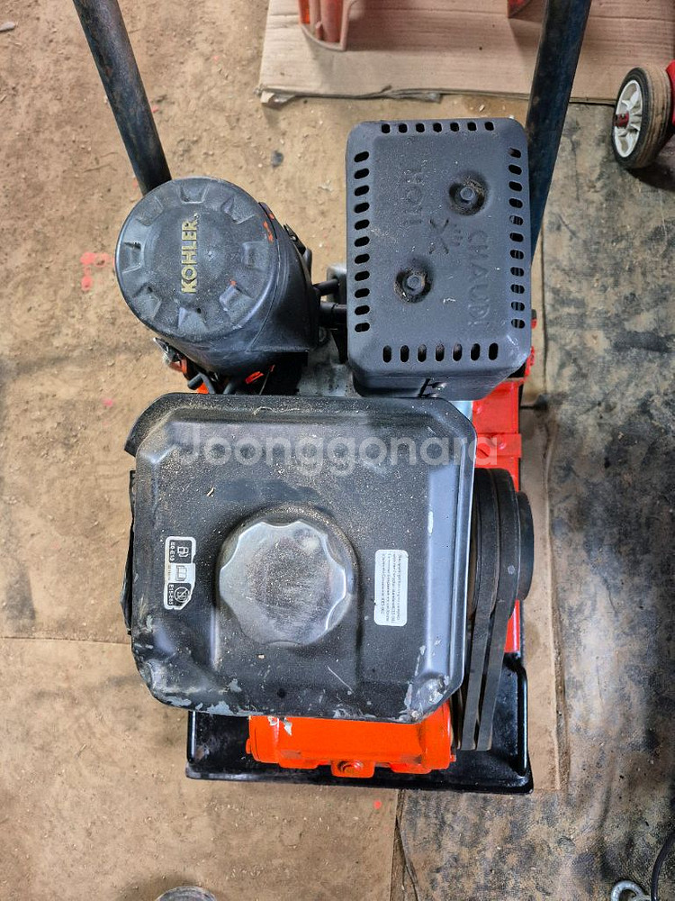 콤팩터 땅다짐기--4