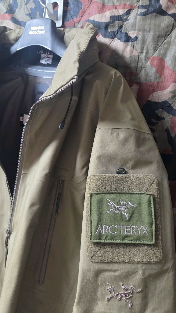 아크테릭스 알파 리프GEN2 재킷--3