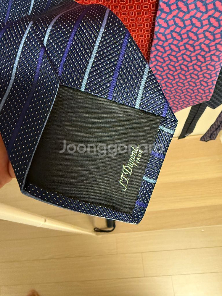듀퐁,베르사체,던힐,페라가모,짐톰슨 넥타이--2