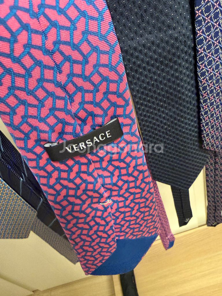 듀퐁,베르사체,던힐,페라가모,짐톰슨 넥타이--4