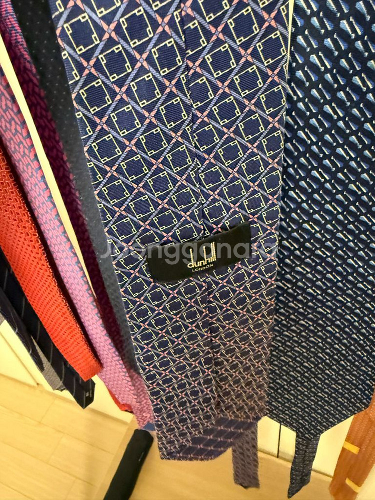 듀퐁,베르사체,던힐,페라가모,짐톰슨 넥타이--6