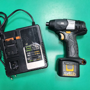 파나소닉 충전 오일펄스 임팩드라이버 일제