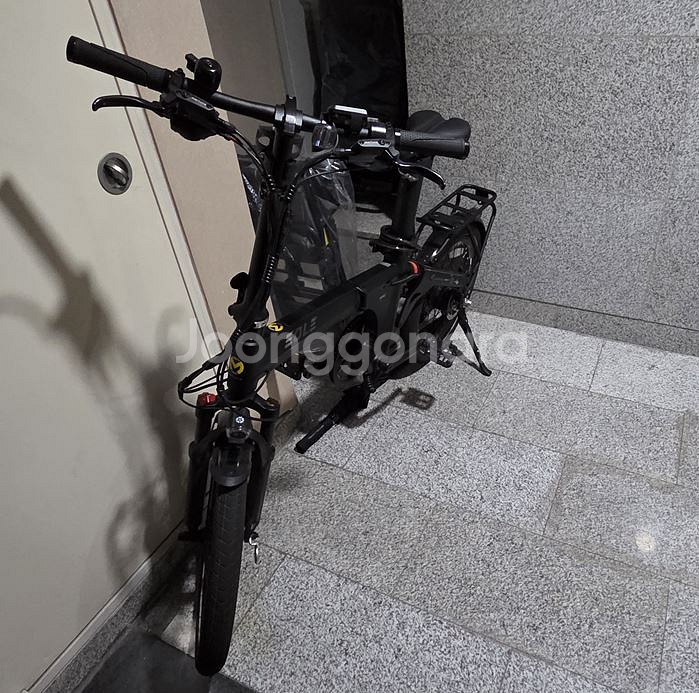 모아펀스 EOLE PRO 접이식 전기자전거--0