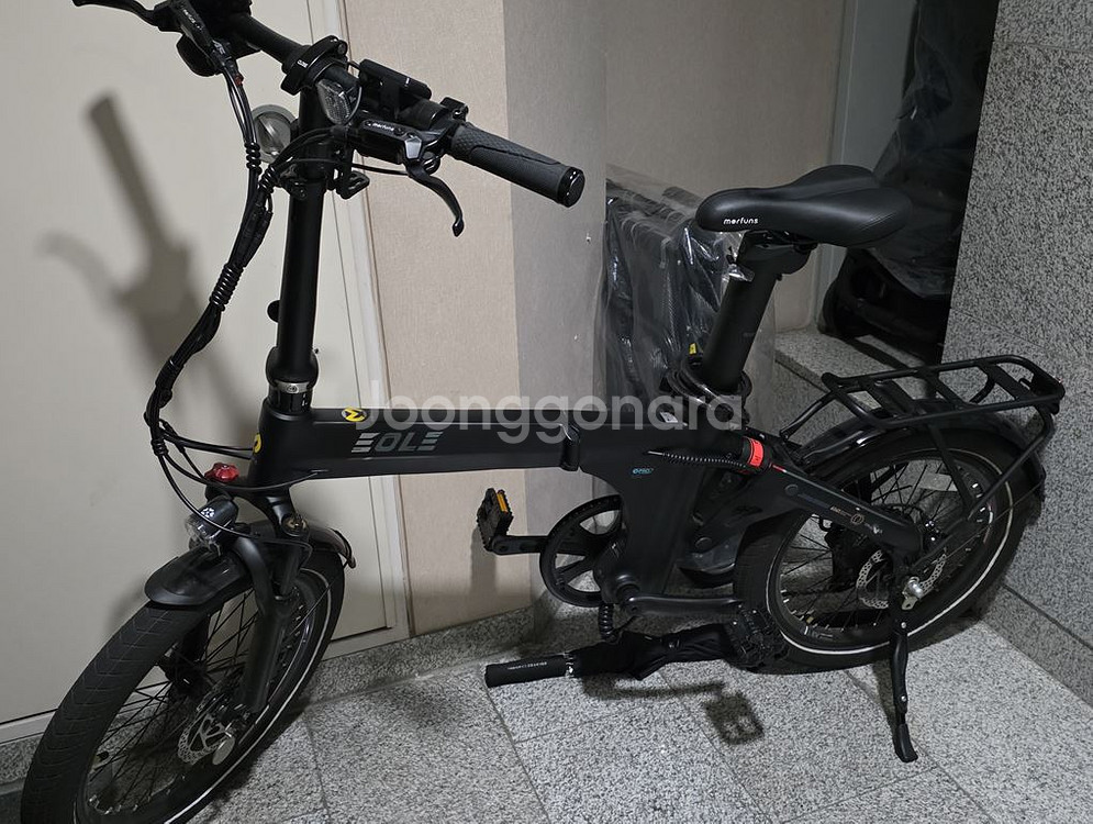 모아펀스 EOLE PRO 접이식 전기자전거--2