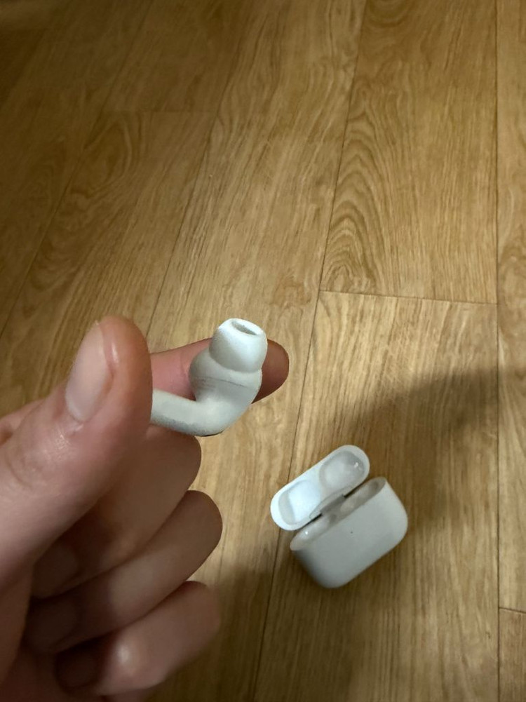 에어팟 프로 2세대 8핀 본체+왼쪽유닛 이미지
