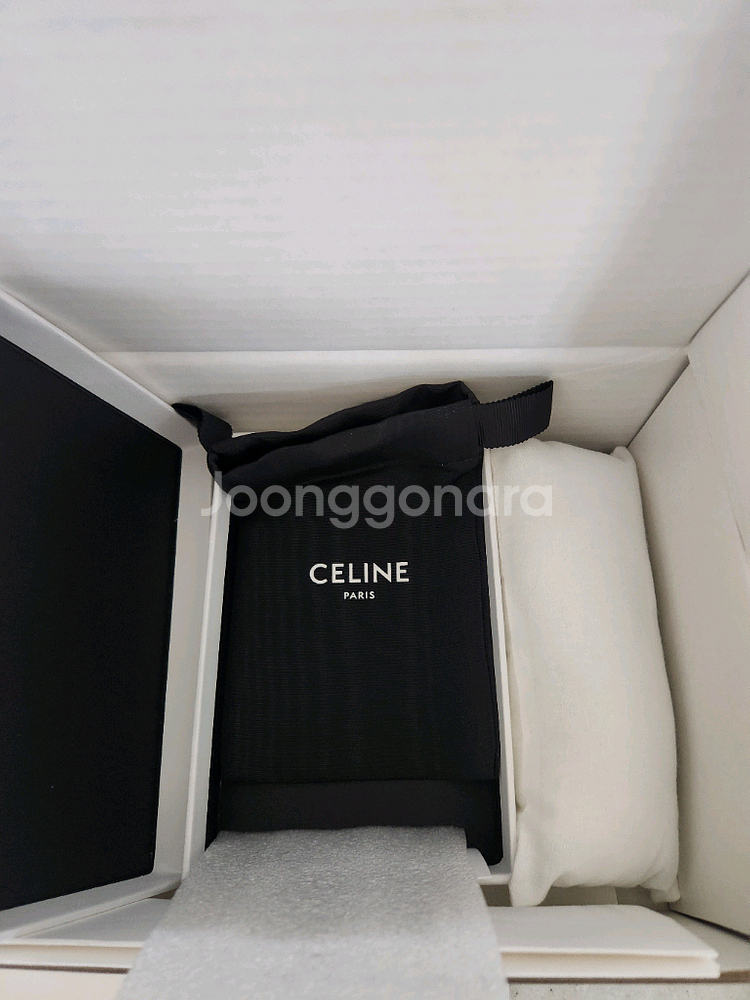 셀린느트리옹프카드지갑--4