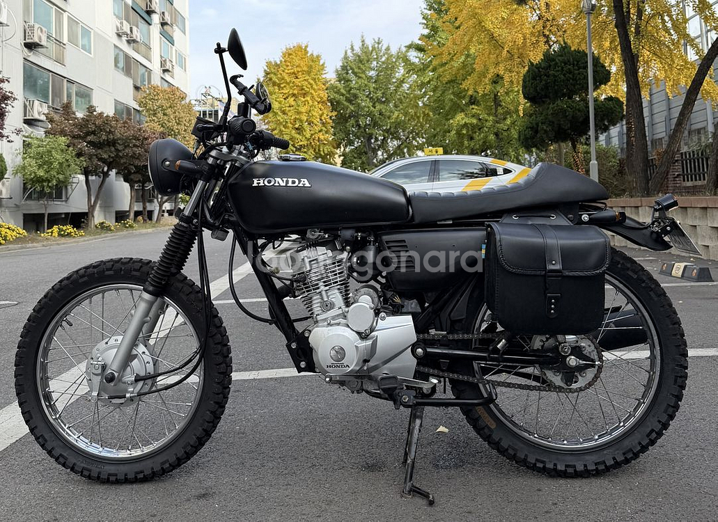 혼다 CB125R 오토바이--4