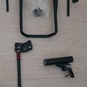 버디 3세대 전조등 킥스탠드 팝니다