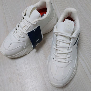 정품 MLB 빅볼청키 235 새상품 높이 8.5 정품해시태그