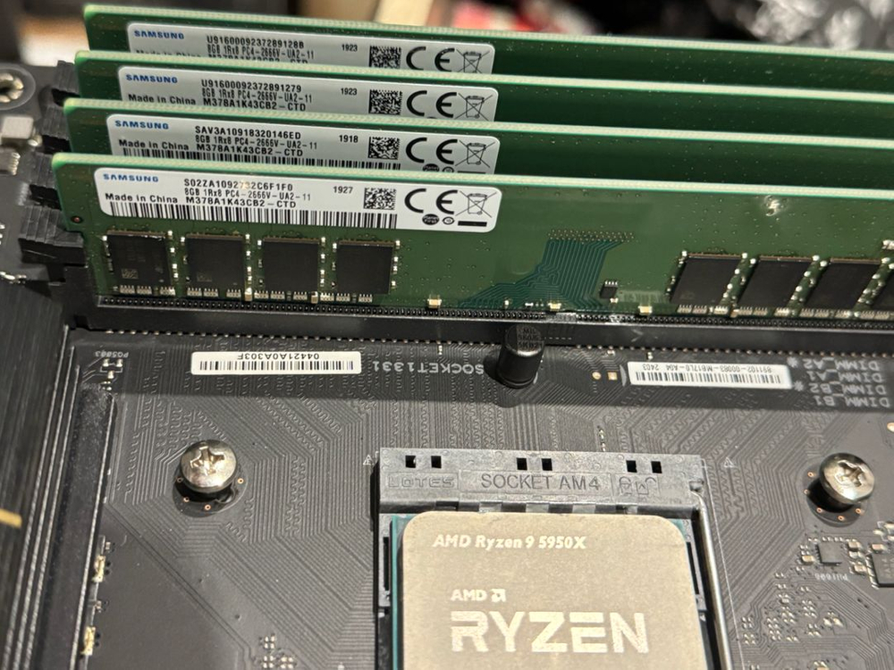 라이젠 5950x + 프로아트 b550 크리에이터 + 삼성 32gb--2
