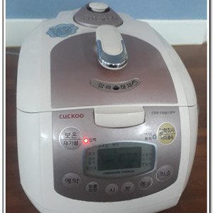 쿠쿠 6인용 전기 압력밥솥