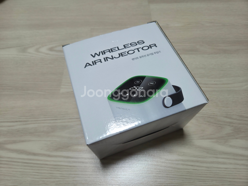 타이어 공기주입기 팝니다(1회 사용/풀박스)--0