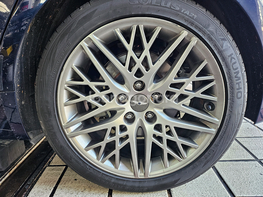 제네시스 G80 19인치 순정 휠타이어 세트--2