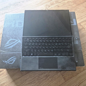 ASUS ROG flow z13 4060 2tb 팝니다